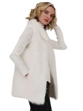 Gabby Isabella White Faux Fur Vest Size L Like New EUC